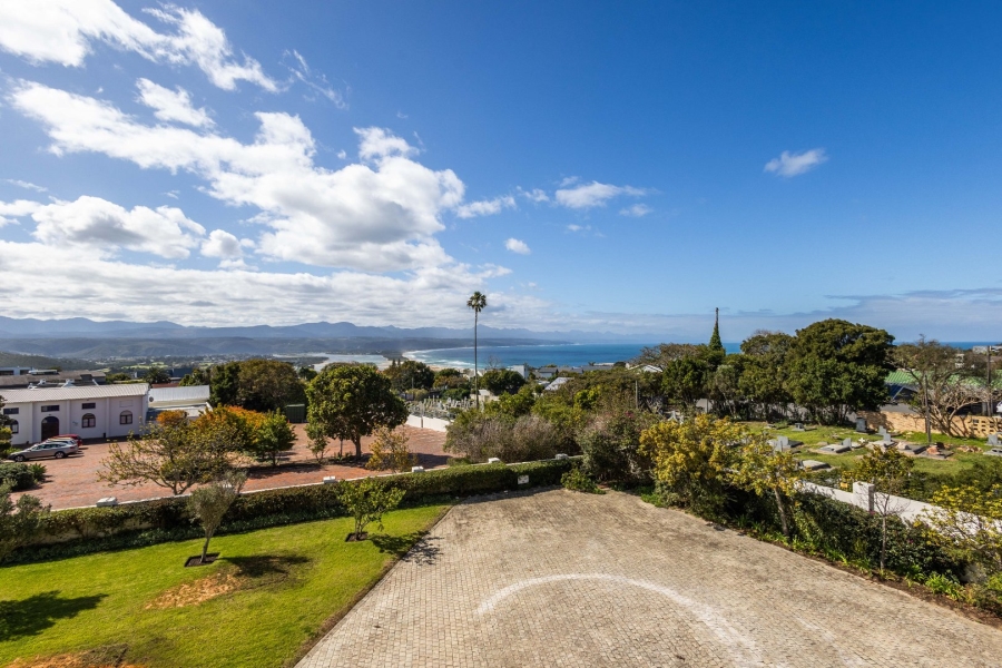 3 Bedroom Property for Sale in Upper Main Street Western Cape